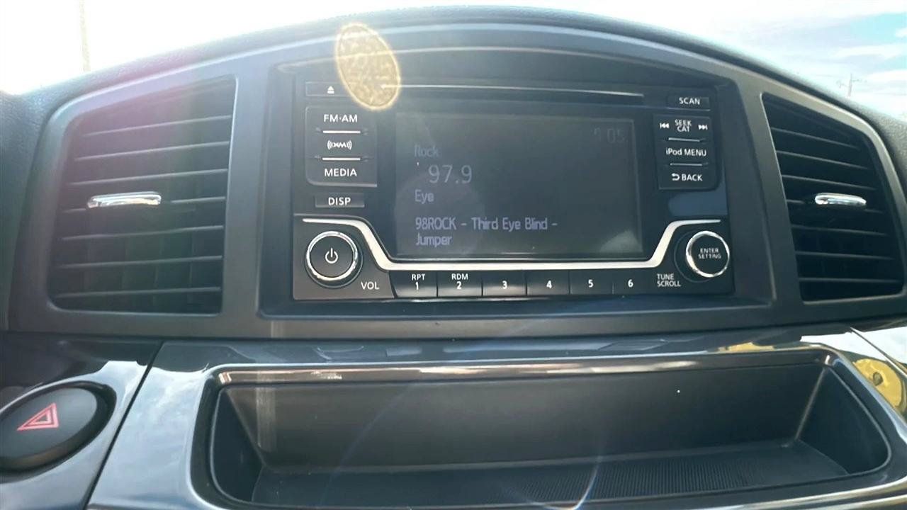 Used 2016 Nissan Quest SV w/ Leather Package FWD image 36
