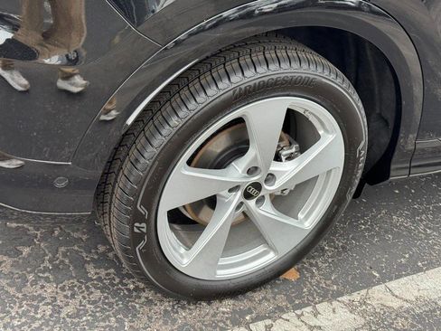 New 2025 Audi Q5 Prestige image 4