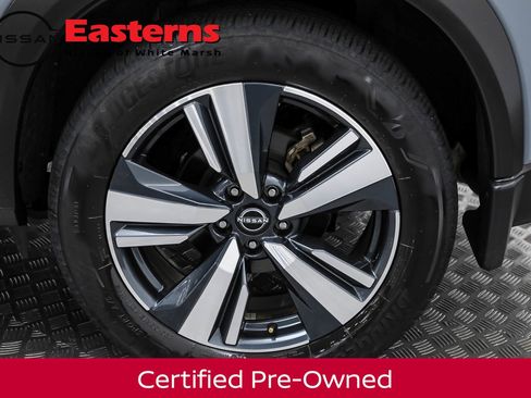 Used 2023 Nissan Rogue SL w/ SL Premium Package image 42