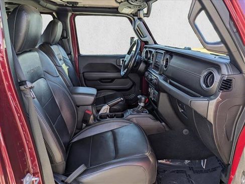 Used 2021 Jeep Gladiator Overland image 20