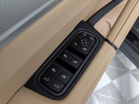 New 2026 Porsche Cayenne Coupe image 27