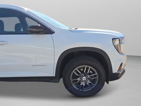 Used 2025 GMC Acadia Elevation image 23