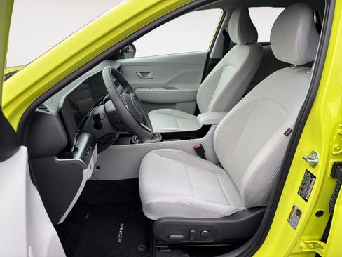 Used 2024 Hyundai Kona SEL image 16