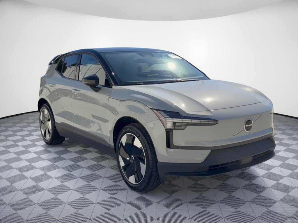 New 2026 Volvo EX30 Plus w/ Climate Package RWD image 7