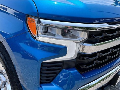 Used 2023 Chevrolet Silverado 1500 LT w/ Protection Package AWD/4WD image 26