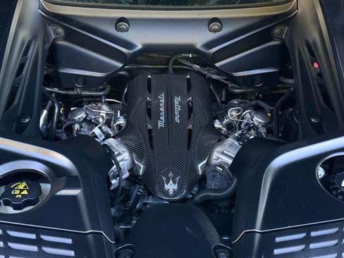Used 2023 Maserati MC20 Coupe RWD image 36