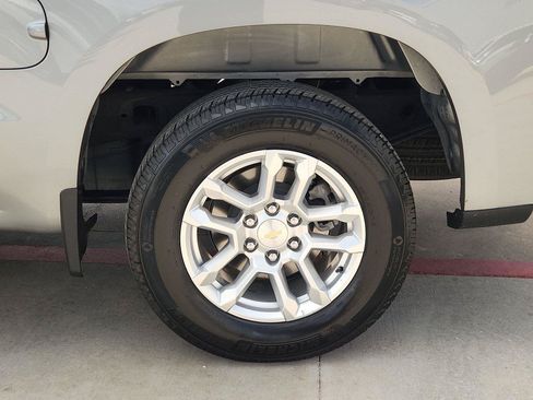 Used 2024 Chevrolet Silverado 1500 Custom RWD image 31