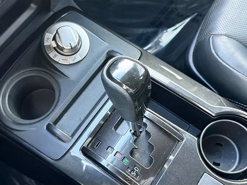 Used 2019 Toyota 4Runner Limited AWD/4WD image 27