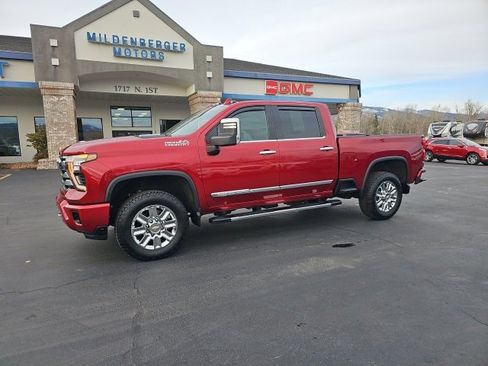 Used 2024 Chevrolet Silverado 3500 High Country image 46