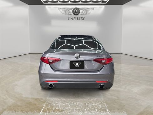 Used 2021 Alfa Romeo Giulia Ti w/ Nero Edizione image 4