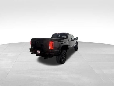 Used 2018 Chevrolet Silverado 1500 LTZ Z71 w/ LTZ Plus Package AWD/4WD image 8
