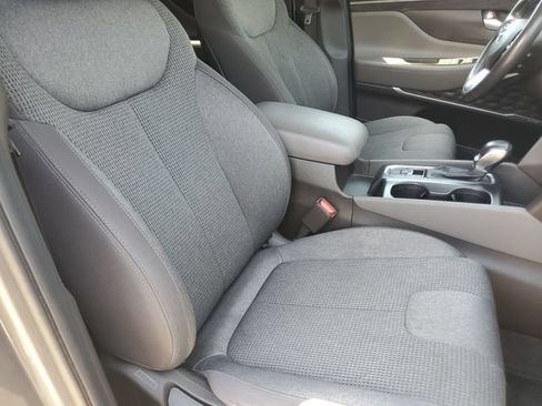 Used 2019 Hyundai Santa Fe SEL AWD/4WD image 16