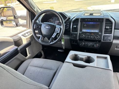 Used 2021 Ford F250 4x4 Crew Cab Super Duty image 14