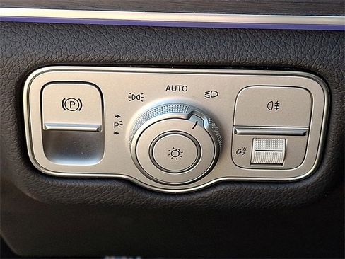 Used 2022 Mercedes-Benz GLE 350 image 23