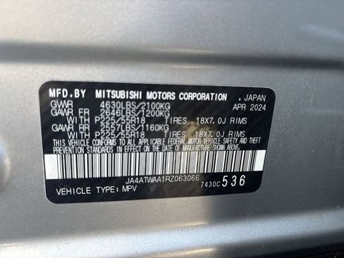 Used 2024 Mitsubishi Eclipse Cross SEL AWD/4WD image 35