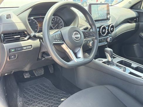 Used 2024 Nissan Sentra SV FWD image 12