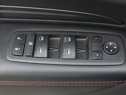 Used 2025 Dodge Durango GT AWD/4WD image 33