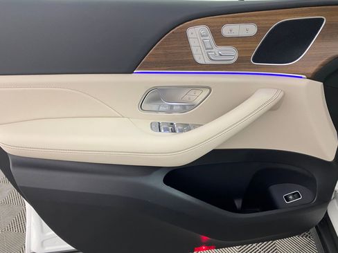 Used 2026 Mercedes-Benz GLE 350 4MATIC image 11