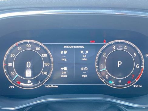 Used 2024 Jaguar F-PACE R-Dynamic S image 11