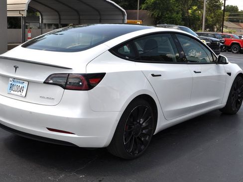 Used 2022 Tesla Model 3 Performance image 8