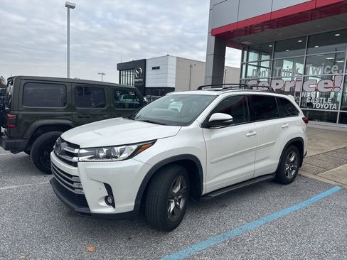 Used 2019 Toyota Highlander Limited Platinum image 4
