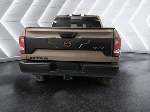 Used 2024 Nissan Titan PRO-4X w/ Off Road Protection Package image 5