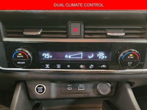 Certified 2023 Nissan Rogue SV image 16