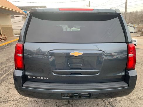 Used 2019 Chevrolet Suburban LT w/ Max Trailering Package image 4