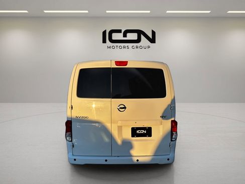 Used 2021 Nissan NV200 SV w/ Sliding Door Glass Package FWD image 4