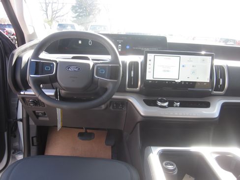 New 2026 Ford Expedition Max Active image 15