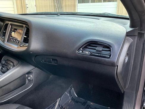 Certified 2023 Dodge Challenger SXT image 15