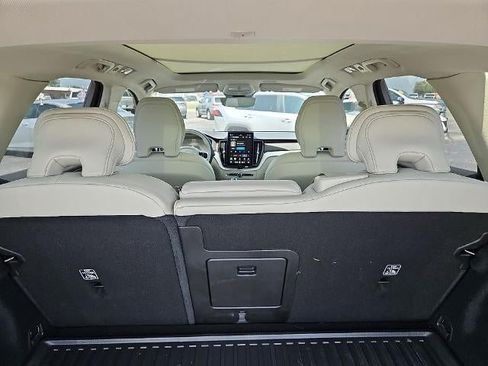 Used 2026 Volvo XC60 B5 Ultra w/ Protection Package Premier AWD/4WD image 15