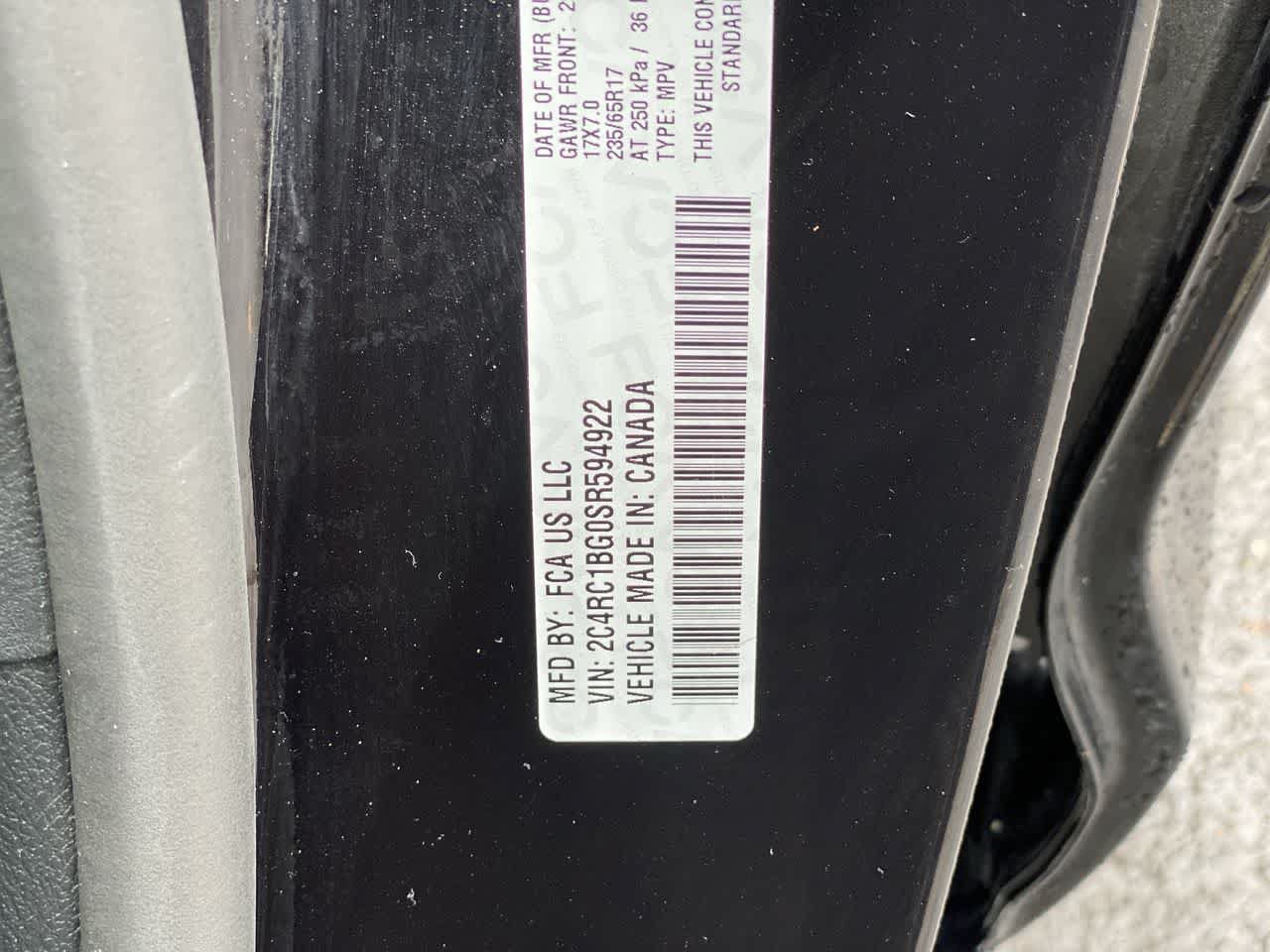 Used 2025 Chrysler Pacifica Select FWD image 28