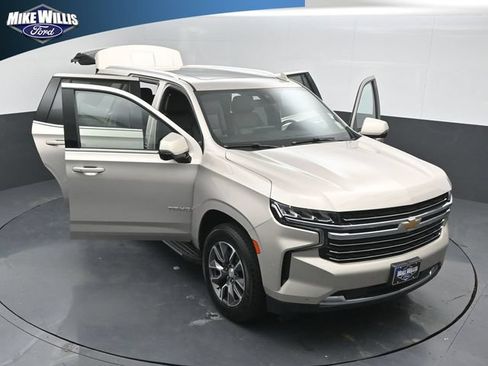 Used 2022 Chevrolet Tahoe LT w/ LT Signature Plus Package RWD image 25