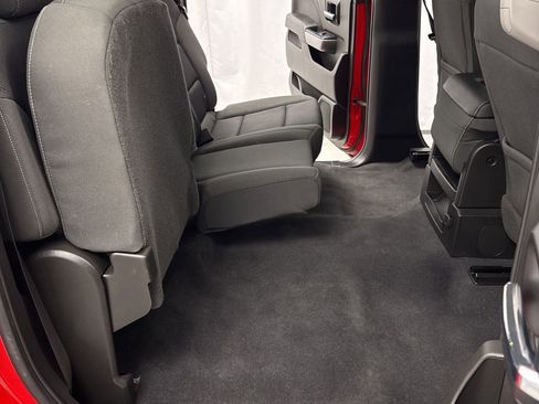 Used 2018 Chevrolet Silverado 1500 LT w/ All Star Edition image 38