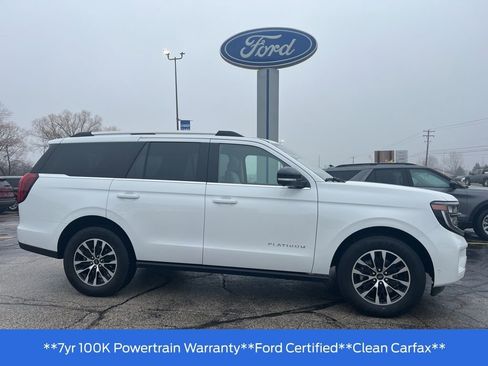 Used 2025 Ford Expedition Platinum AWD/4WD image 3