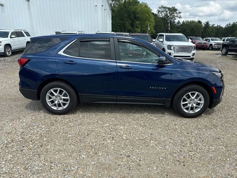Used 2022 Chevrolet Equinox LT image 6