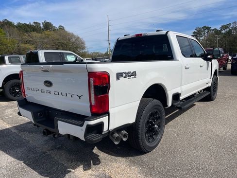 New 2026 Ford F250 Lariat w/ Black Appearance Package image 12