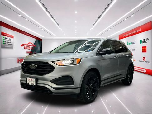 Used 2024 Ford Edge SE w/ Black Appearance Package AWD/4WD image 3