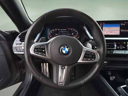 Used 2022 BMW Z4 M40i w/ Premium Package image 11