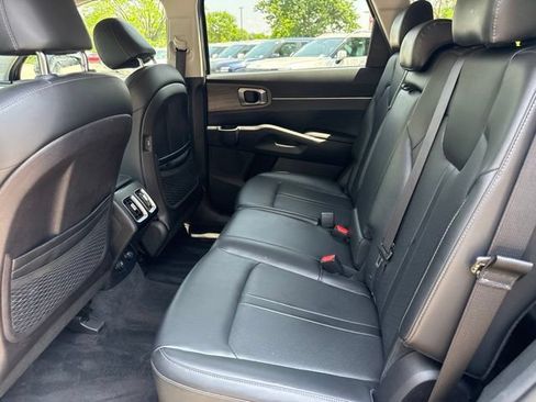 Used 2022 Kia Sorento S w/ Panoramic Sunroof Package AWD/4WD image 22