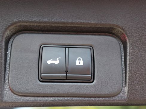 Used 2026 Nissan Rogue SV AWD/4WD image 52