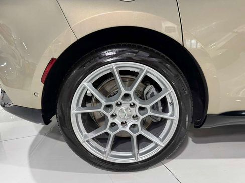 Used 2021 Aston Martin DBX image 53