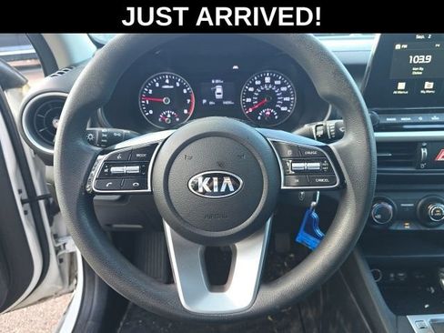 Used 2021 Kia Forte LXS FWD image 9