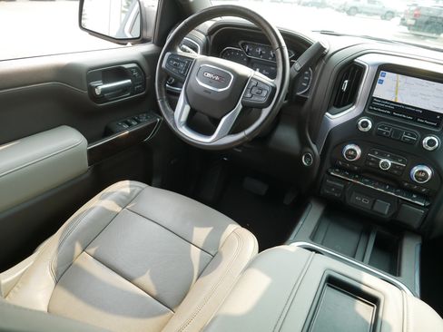 Used 2019 GMC Sierra 1500 SLT w/ SLT Premium Plus Package AWD/4WD image 9