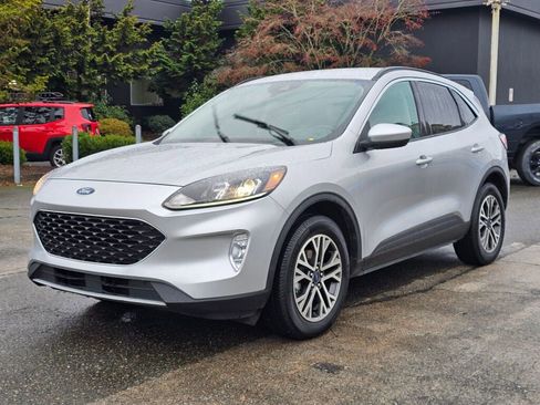 Used 2020 Ford Escape SEL image 4