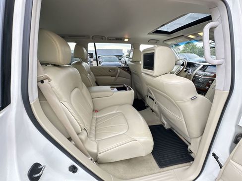 Used 2016 INFINITI QX80 4WD w/ Deluxe Technology Package image 28