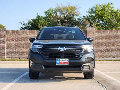 Used 2025 Subaru Forester Touring w/ Popular Package - Touring image 2