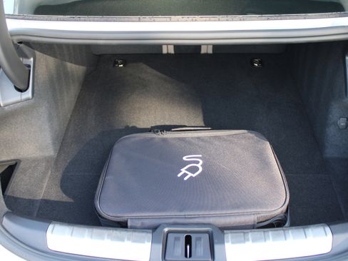 Certified 2025 Porsche Taycan image 37