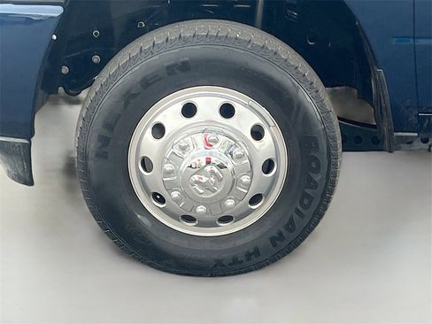 Used 2024 RAM 3500 Laramie w/ Sport Appearance Package image 32